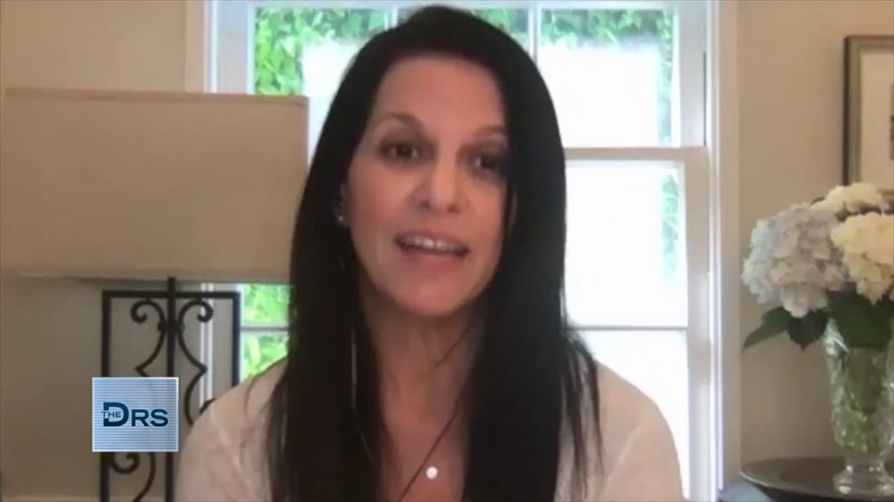  Woman Undergoes Double Mastectomy after Finding Her Biological Mom